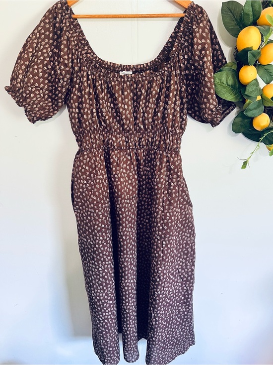 Neuflora Dresses & Skirts - Neuflora New Orleans brown floral midi dress